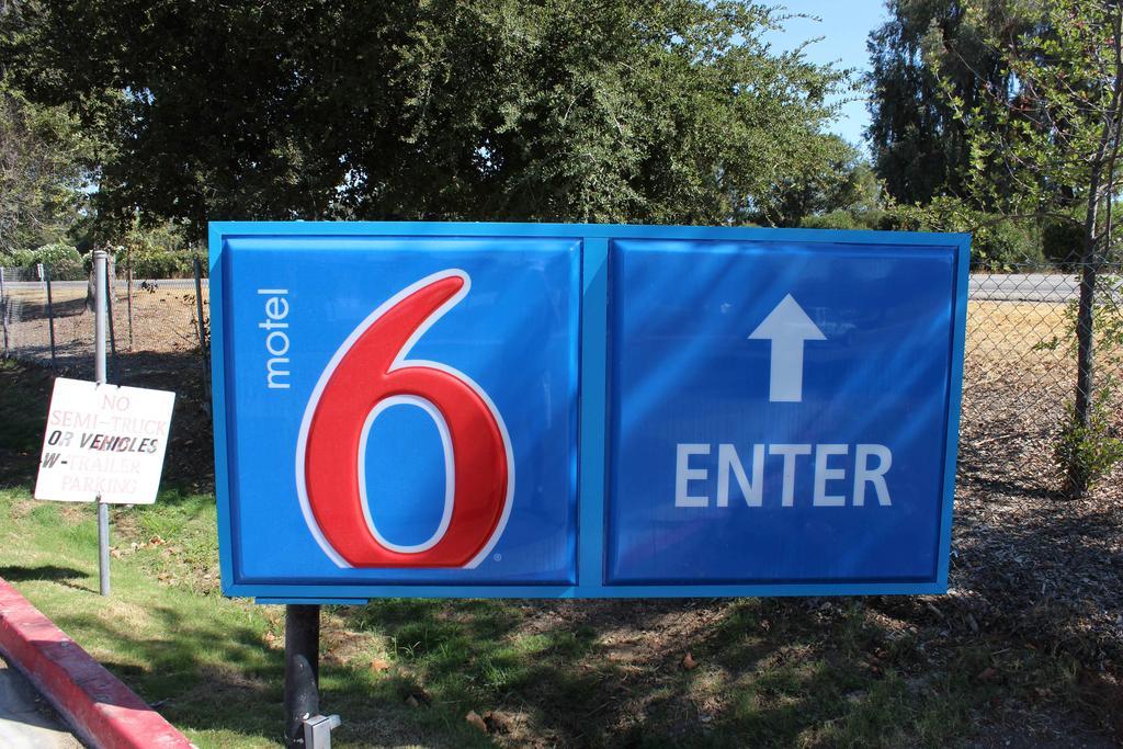 Motel 6-Paso Robles, Ca Ngoại thất bức ảnh