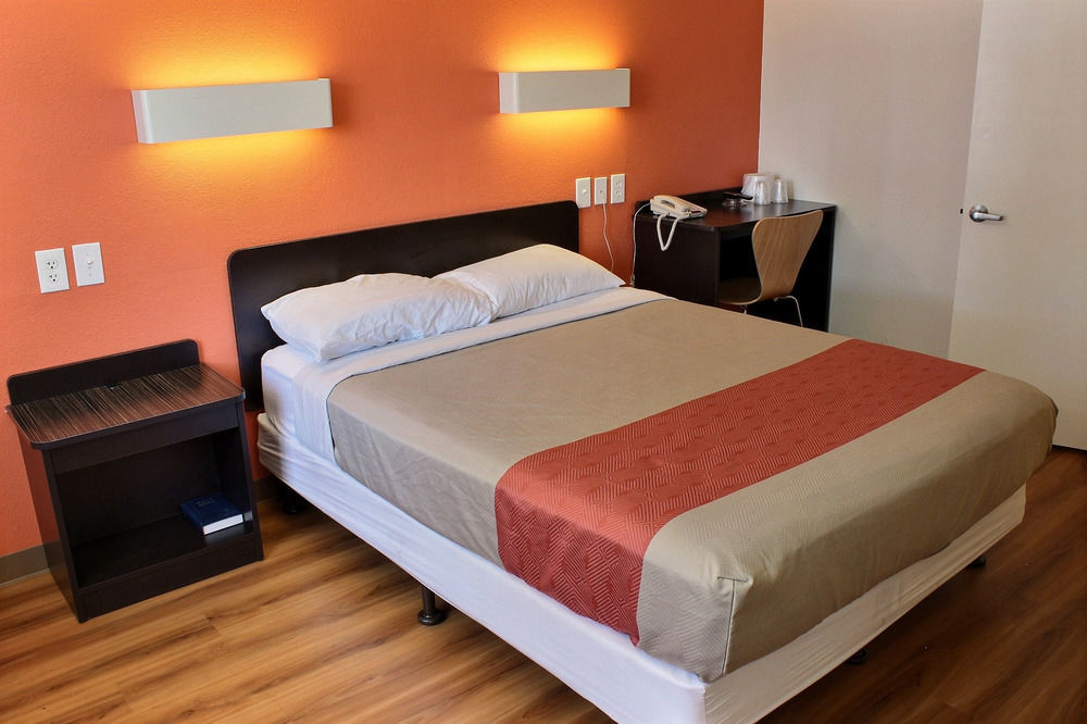 Motel 6-Paso Robles, Ca Ngoại thất bức ảnh