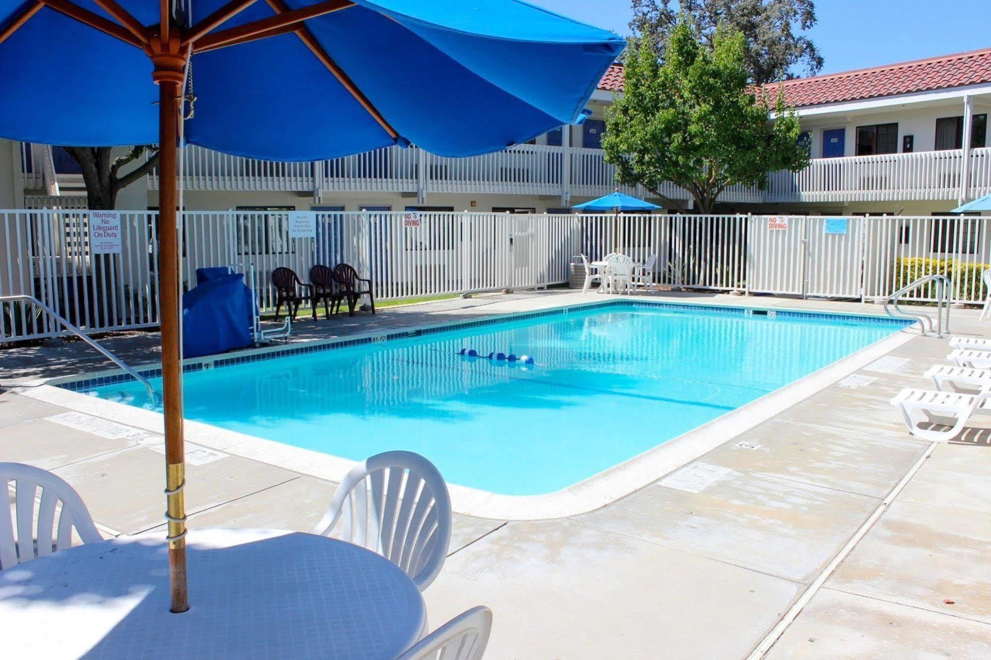 Motel 6-Paso Robles, Ca Ngoại thất bức ảnh